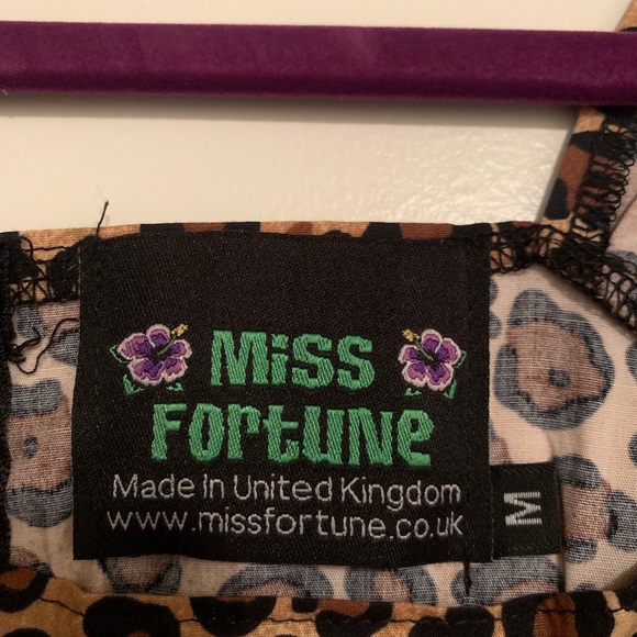 Miss Fortune leopard print dress - Picture 4 of 5